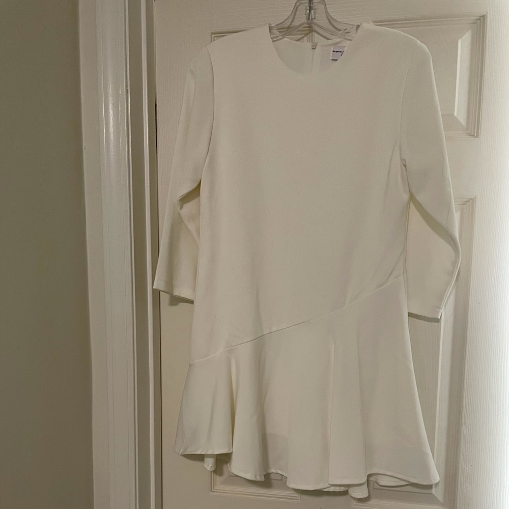 Elegant white Dress